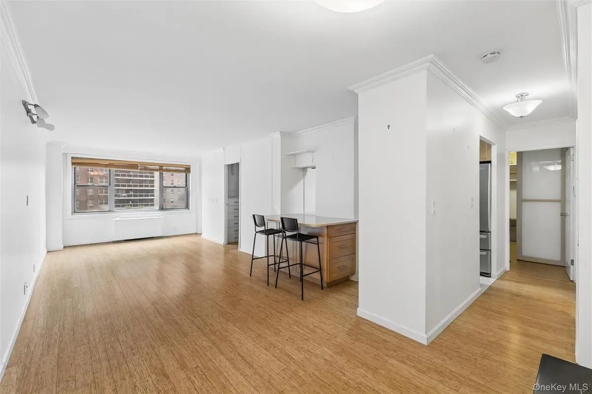 70-25 Yellowstone Boulevard #3X, Forest Hills, NY 11375 - #1
