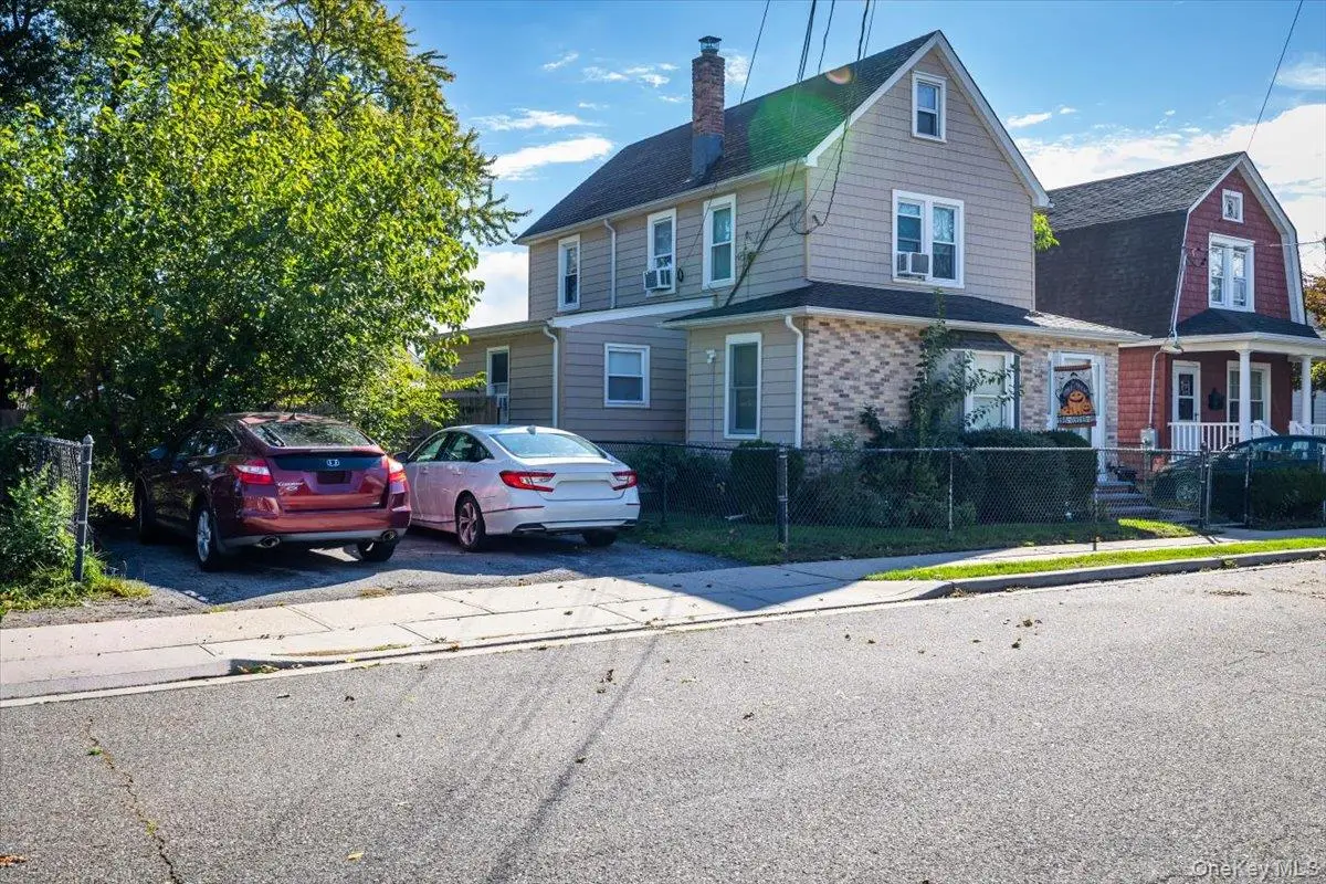 51 Columbia Street, Farmingdale, NY 11735 - #1