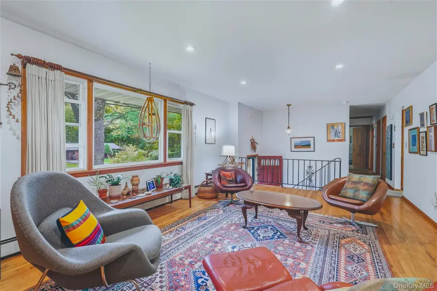 5 Stonehedge Avenue, New Paltz, NY 12561 - #2
