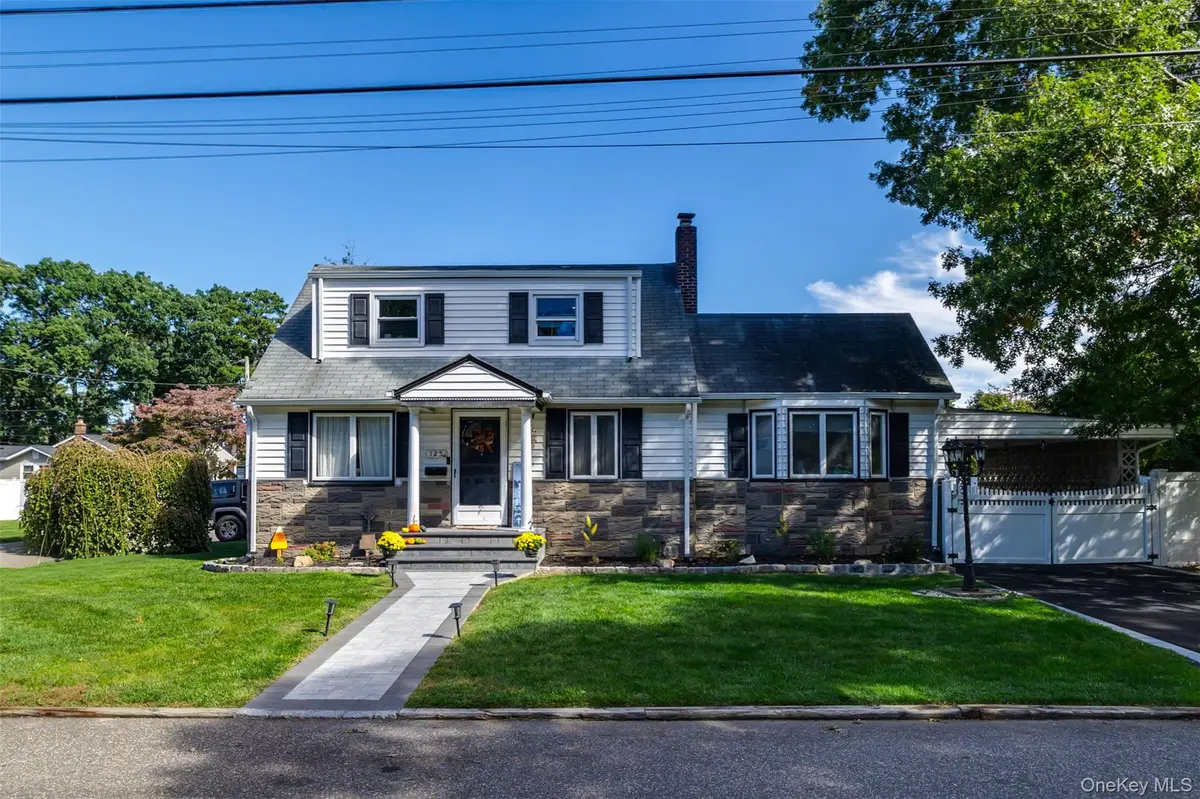 125 Carroll Avenue, Ronkonkoma, NY 11779 - #1