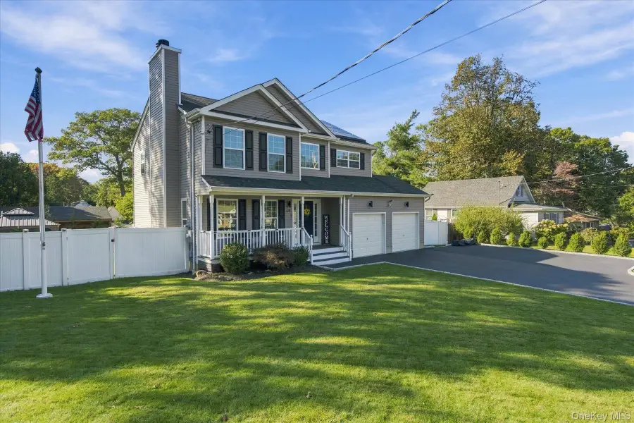 48 Sunrise Drive, Sound Beach, NY 11789 - #3