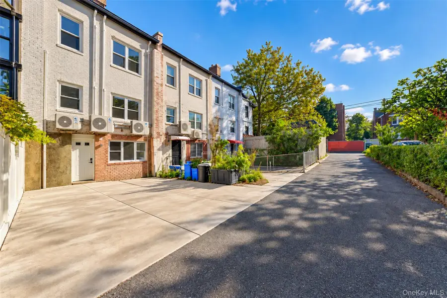 69th Ave N, Forest Hills, NY 11375 - #2