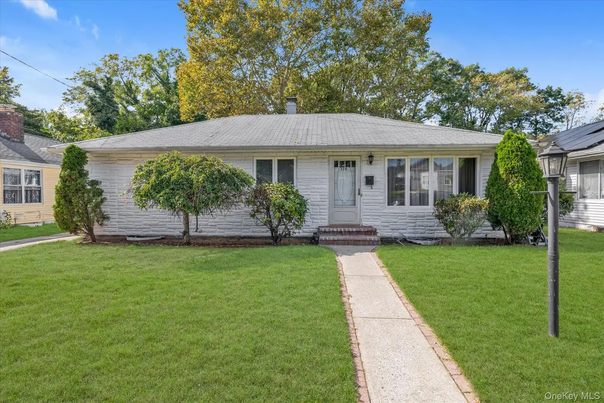 Address Withheld By Seller, West Hempstead, NY 11552 - #1