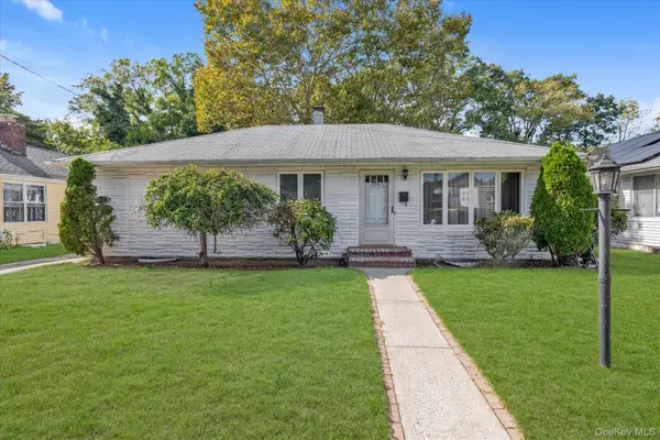 Address Withheld By Seller, West Hempstead, NY 11552