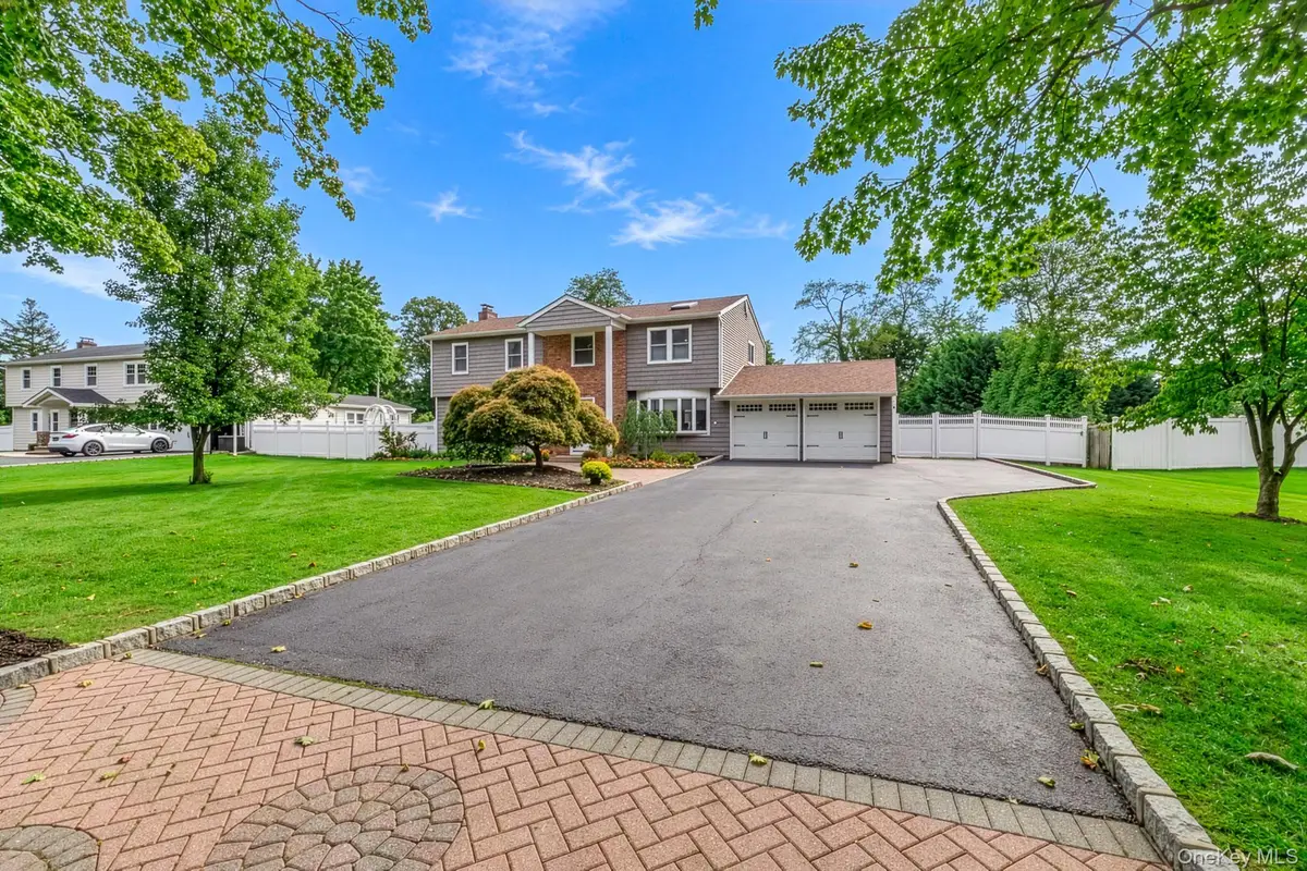 24 Frank Street, Smithtown, NY 11787 - #1