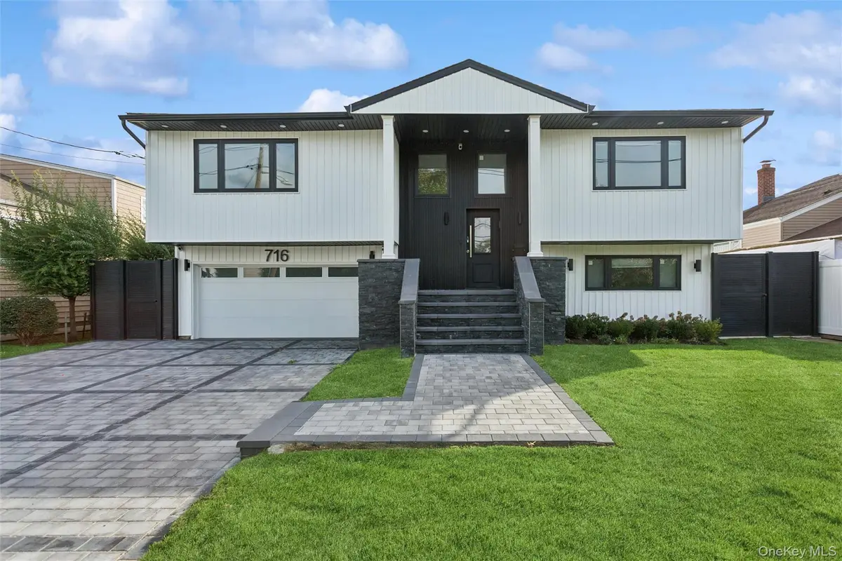 716 Oakland Avenue, Cedarhurst, NY 11516 - #1
