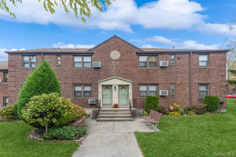 244-25 57th Drive #G6 Upper, Douglaston, NY 11362 - #2