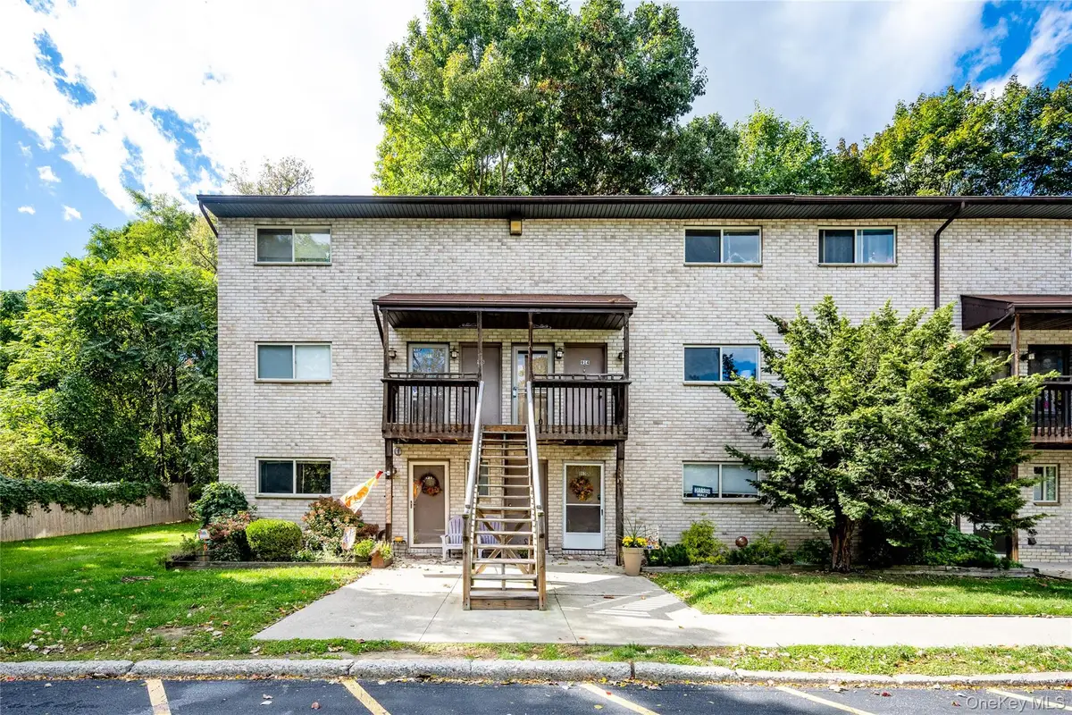 26 Cooper Road #915, Poughkeepsie, NY 12603 - #1