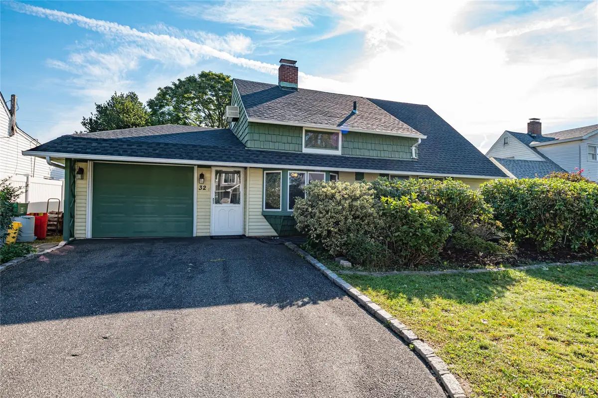32 Swing Lane, Levittown, NY 11756 - #1