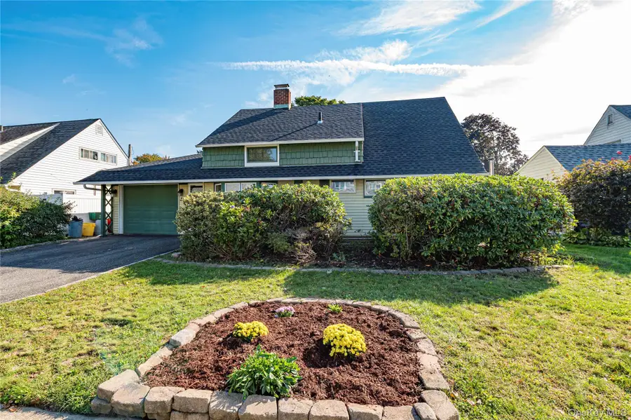 32 Swing Lane, Levittown, NY 11756 - #2