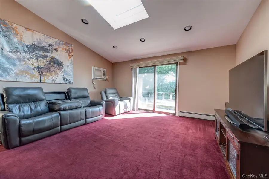 32 Swing Lane, Levittown, NY 11756 - #3