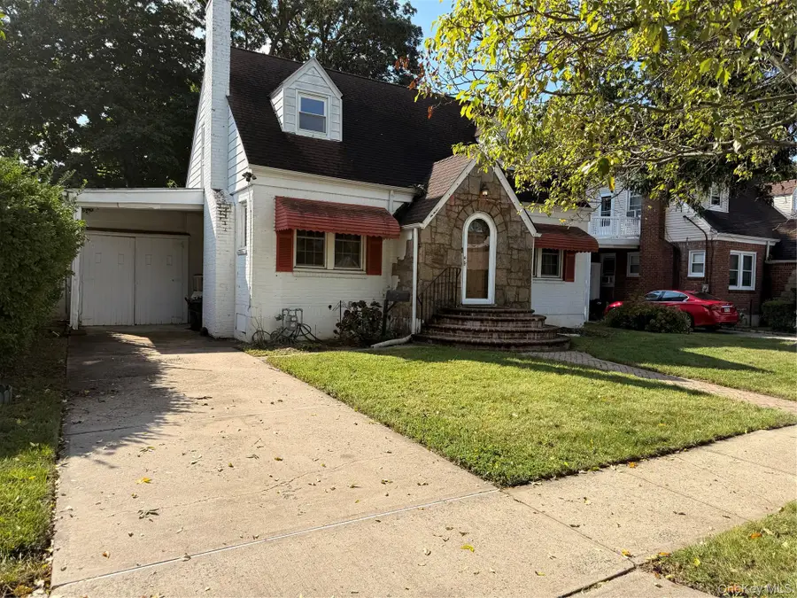 144 E Seaman Avenue, Freeport, NY 11520 - #2