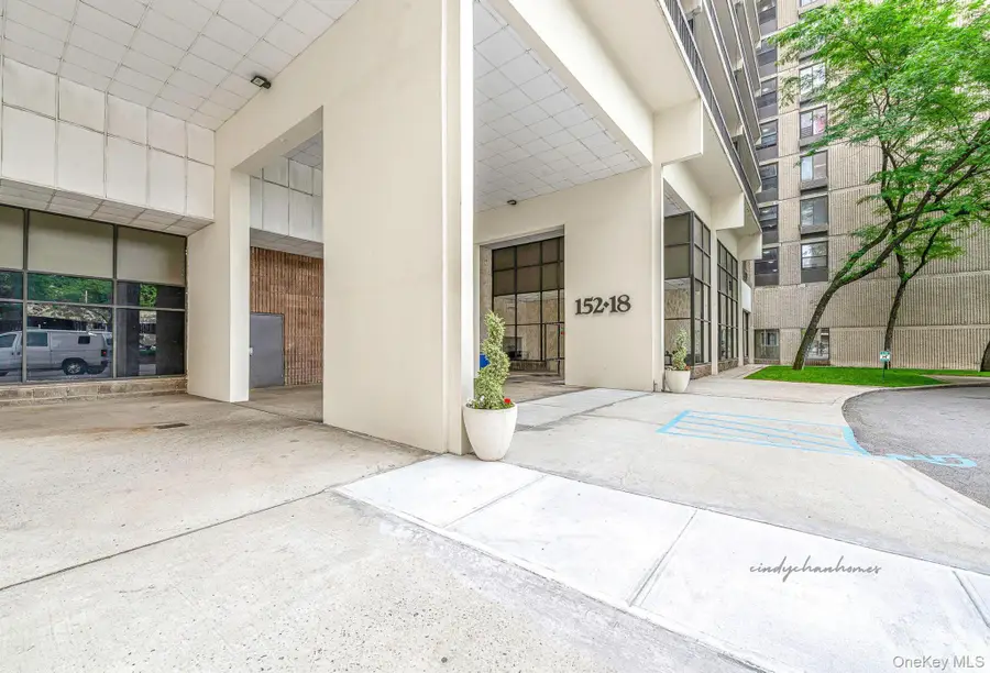 152-18 Union Turnpike #1P, Flushing, NY 11367 - #2