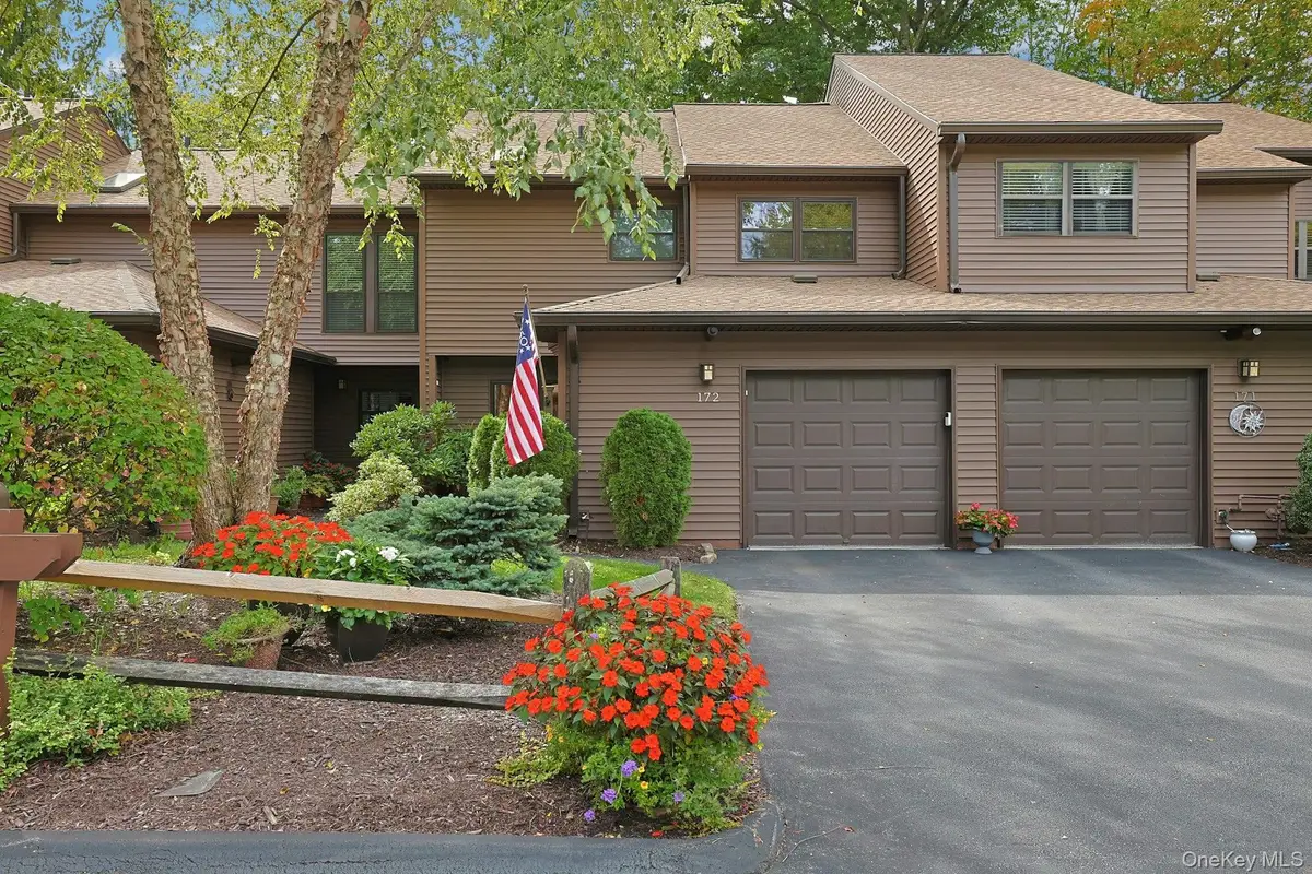172 Woods Brooke Circle, Ossining, NY 10562 - #1