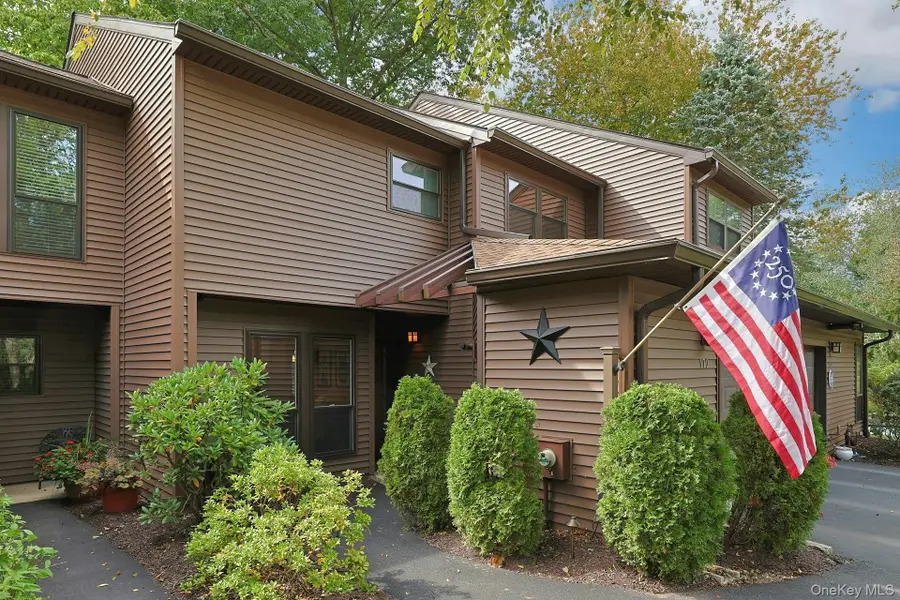 172 Woods Brooke Circle, Ossining, NY 10562 - #3