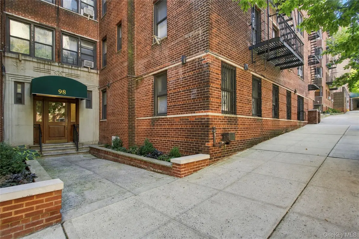 98 Park Terrace East #2C, New York, NY 10034 - #1