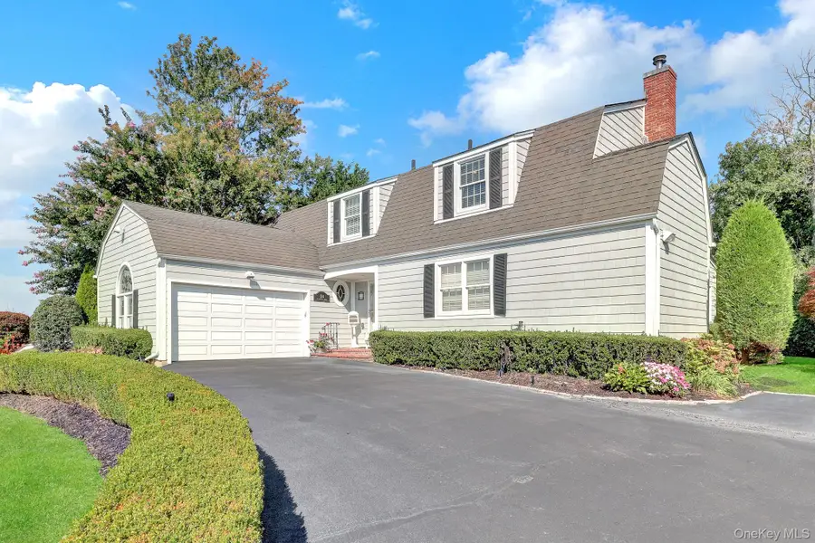 324 W Ivy Hill Road, Woodsburgh, NY 11598 - #3