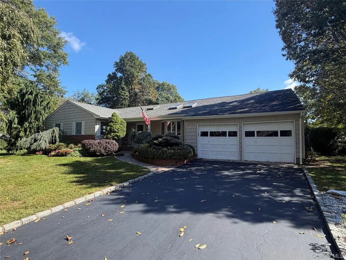 4 Partridge Lane, Huntington, NY 11743 - #1
