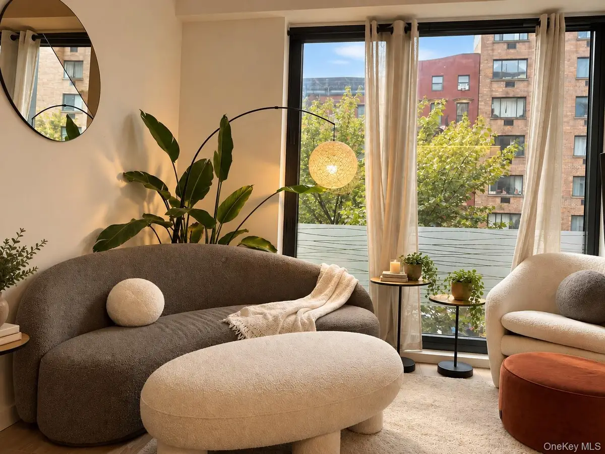 500 W 45th Street #209, Manhattan, NY 10036 - #1