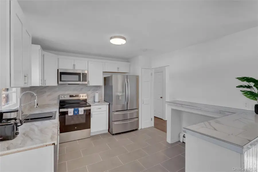 57 Middle Island Avenue, Medford, NY 11763 - #3
