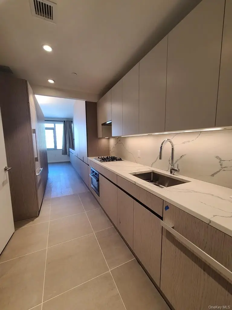 13327 39th Avenue #6D, Flushing, NY 11354 - #2