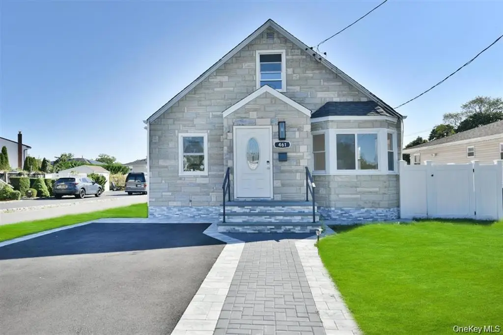 461 Pinebrook Avenue, West Hempstead, NY 11552 - #1