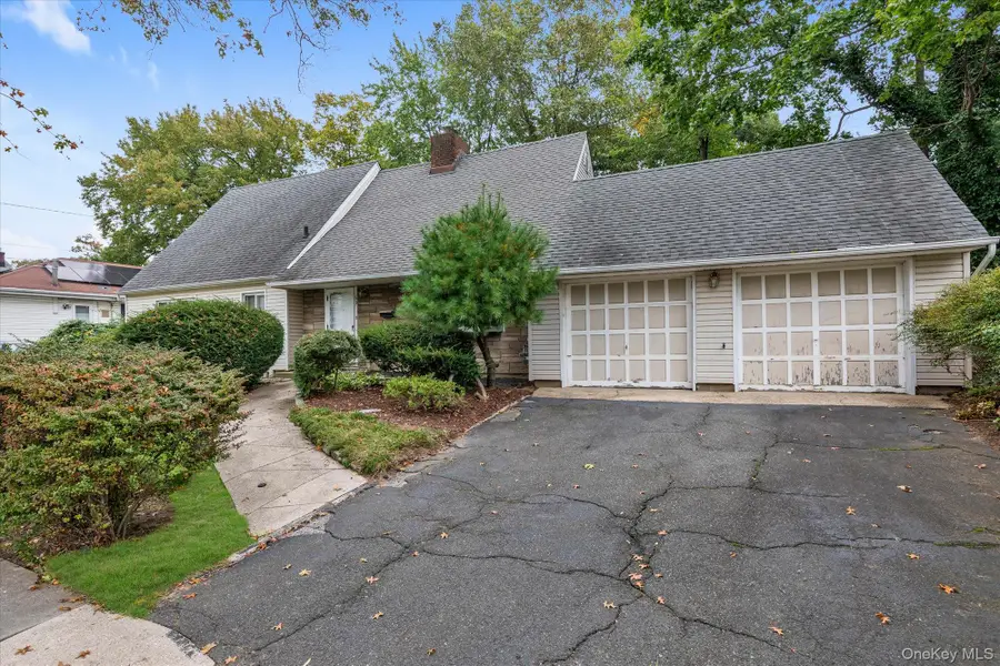 63 Avondale Street, Valley Stream, NY 11581 - #2
