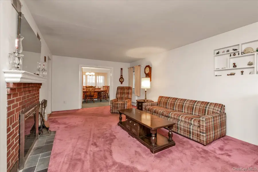 63 Avondale Street, Valley Stream, NY 11581 - #3
