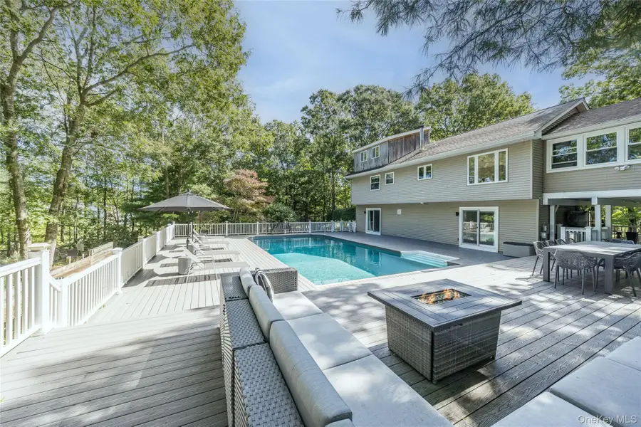 30 Squires Boulevard, Hampton Bays, NY 11946 - #3