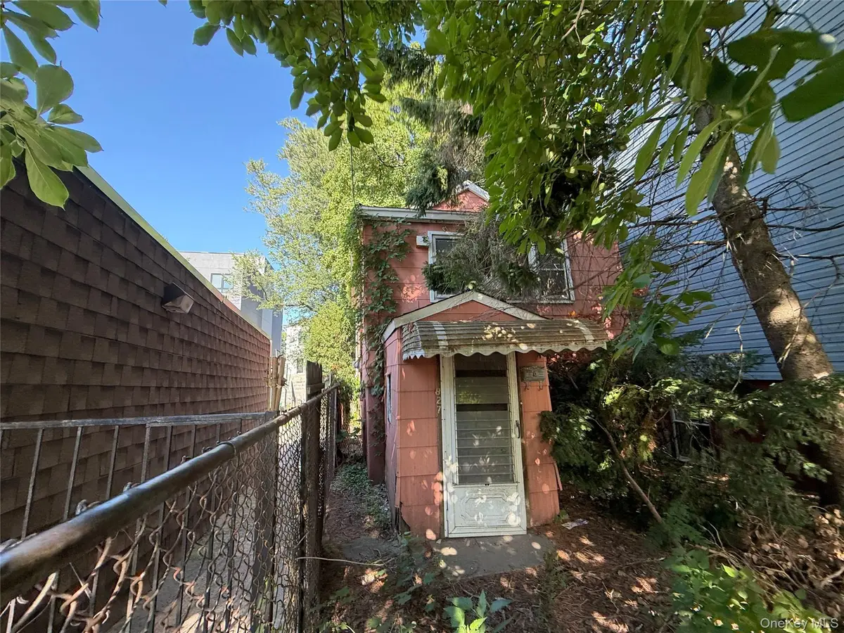 827 Pine Street, Brooklyn, NY 11208 - #1