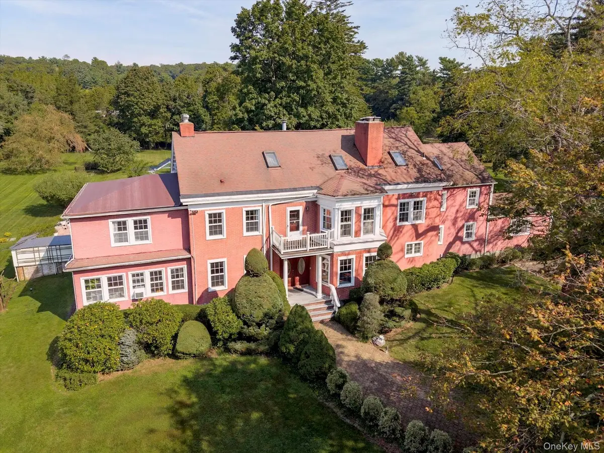 47 Red Ground Road, Old Westbury, NY 11568 - #1