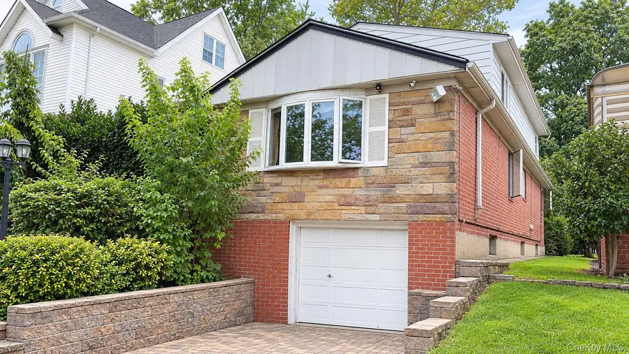 6722 170th Street, Fresh Meadows, NY 11365 - #2