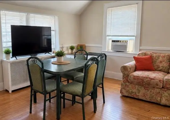 4 Primrose Lane, Hempstead, NY 11550 - #3