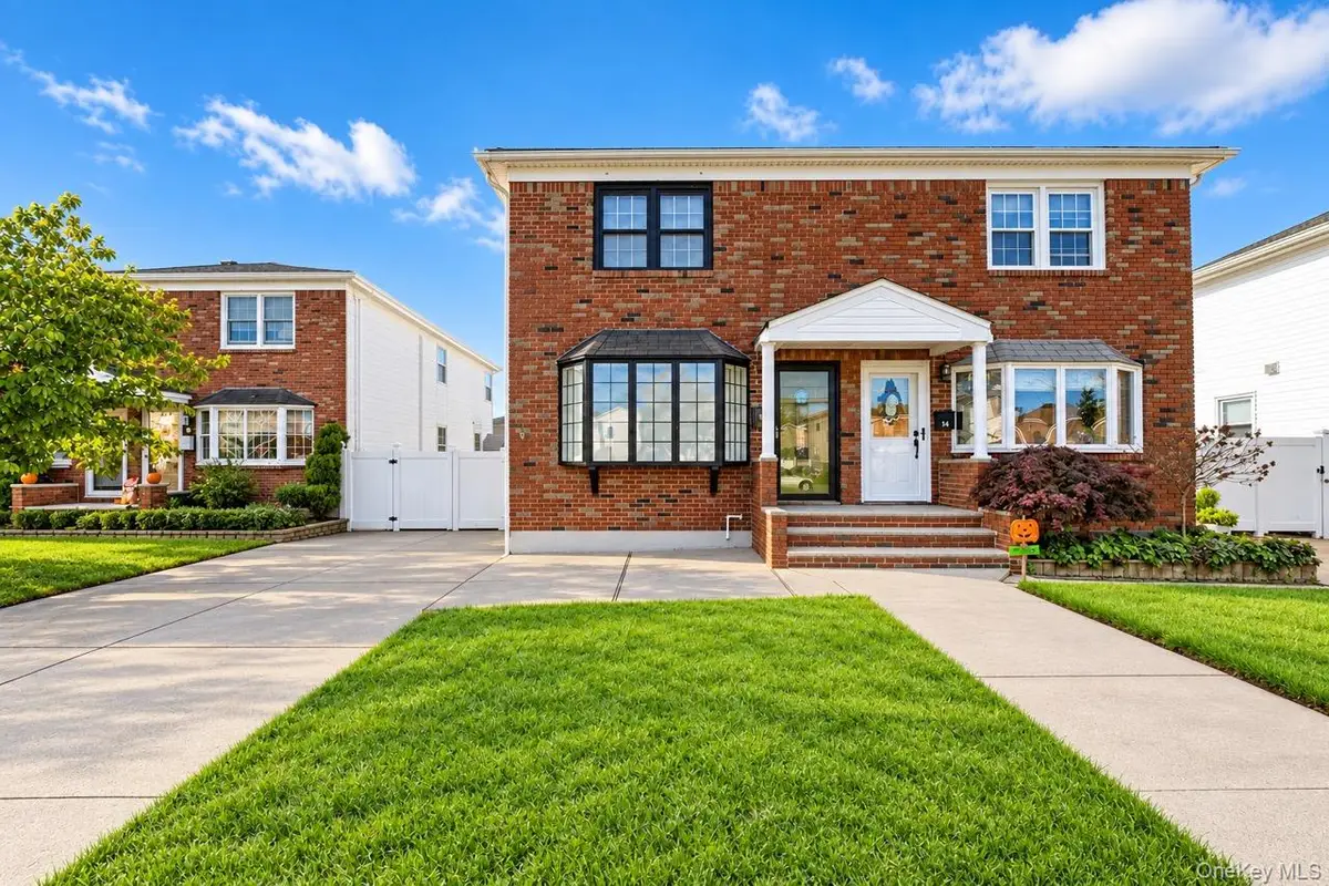 10 Hitchcock Avenue, Staten Island, NY 10306 - #1