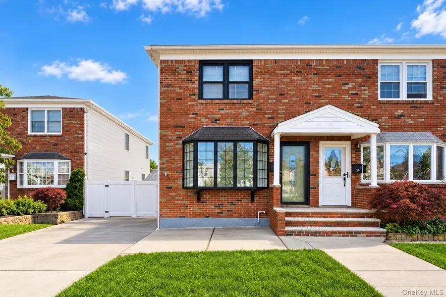 10 Hitchcock Avenue, Staten Island, NY 10306 - #2