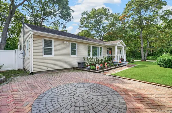 29 Wabil Road, Miller Place, NY 11764
