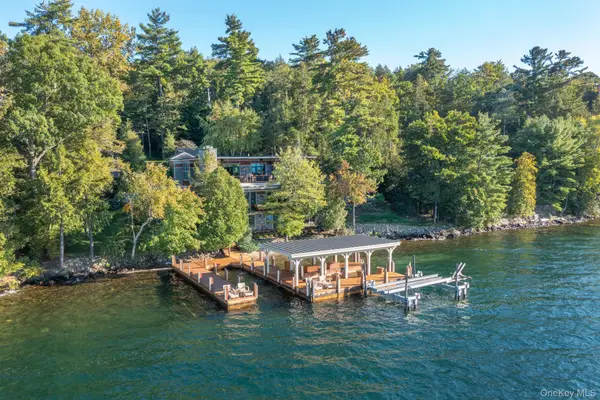 15 Wild Turkey Road, Lake George, NY 12845
