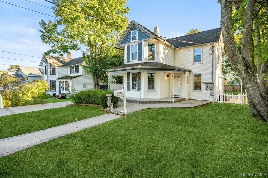 26 Northridge Street, Patchogue, NY 11772 - #3