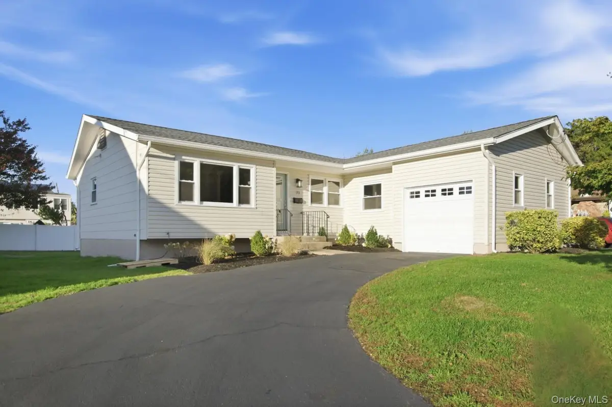 71 Roderick Road, West Islip, NY 11795 - #1