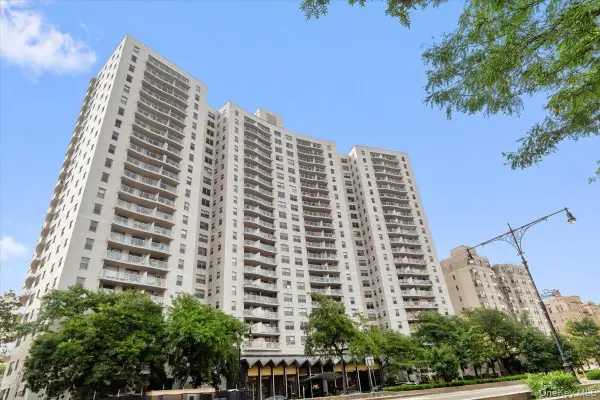 1020 Grand Concourse #17M, Bronx, NY 10451