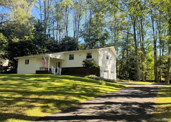 6 Adele Boulevard, Spring Valley, NY 10977