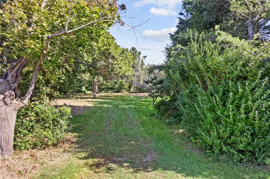 3850 Alvahs Lane, Cutchogue, NY 11935 - #3