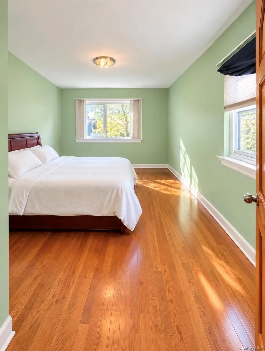 6711 152 Street #B, Flushing, NY 11367 - #3