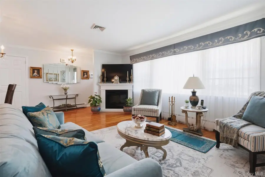 153 Davison, Lynbrook, NY 11563 - #3