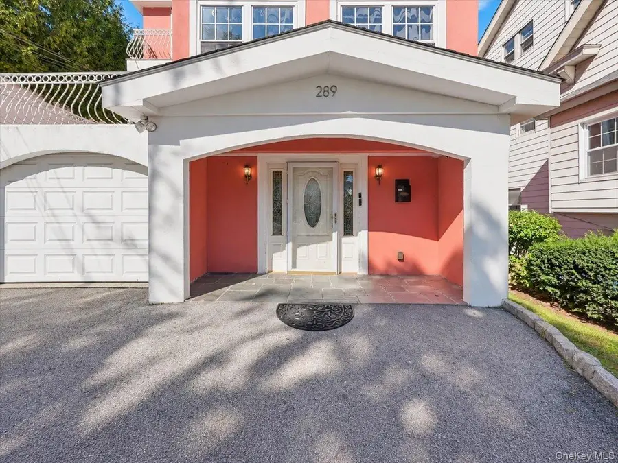 289 E Sidney Avenue, Mount Vernon, NY 10553 - #2
