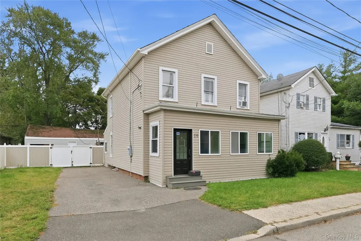 19 Railroad Avenue, Amityville, NY 11701 - #1