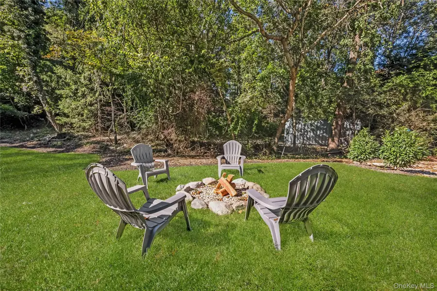 644 Bread And Cheese Hollow Road, Northport, NY 11768 - #3