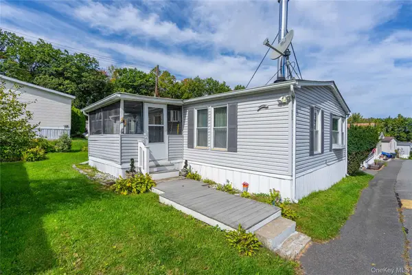 118 King George Drive, New Windsor, NY 12553