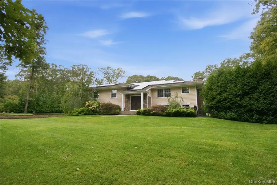 20 Beaumont Drive, Melville, NY 11747 - #2