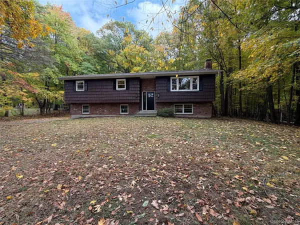 24 Emperor Lane, Montgomery, NY 12549